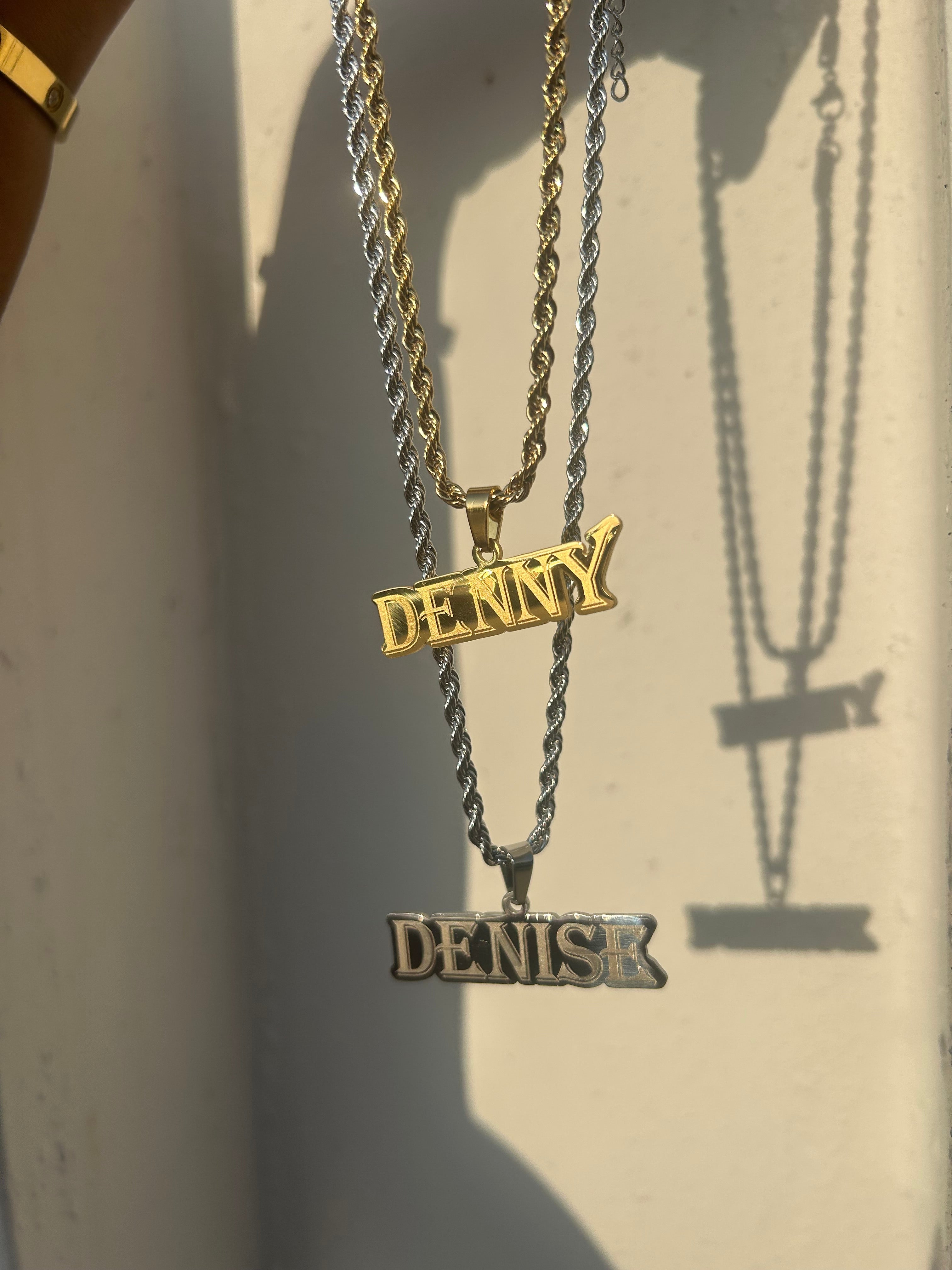 Custom outline necklace