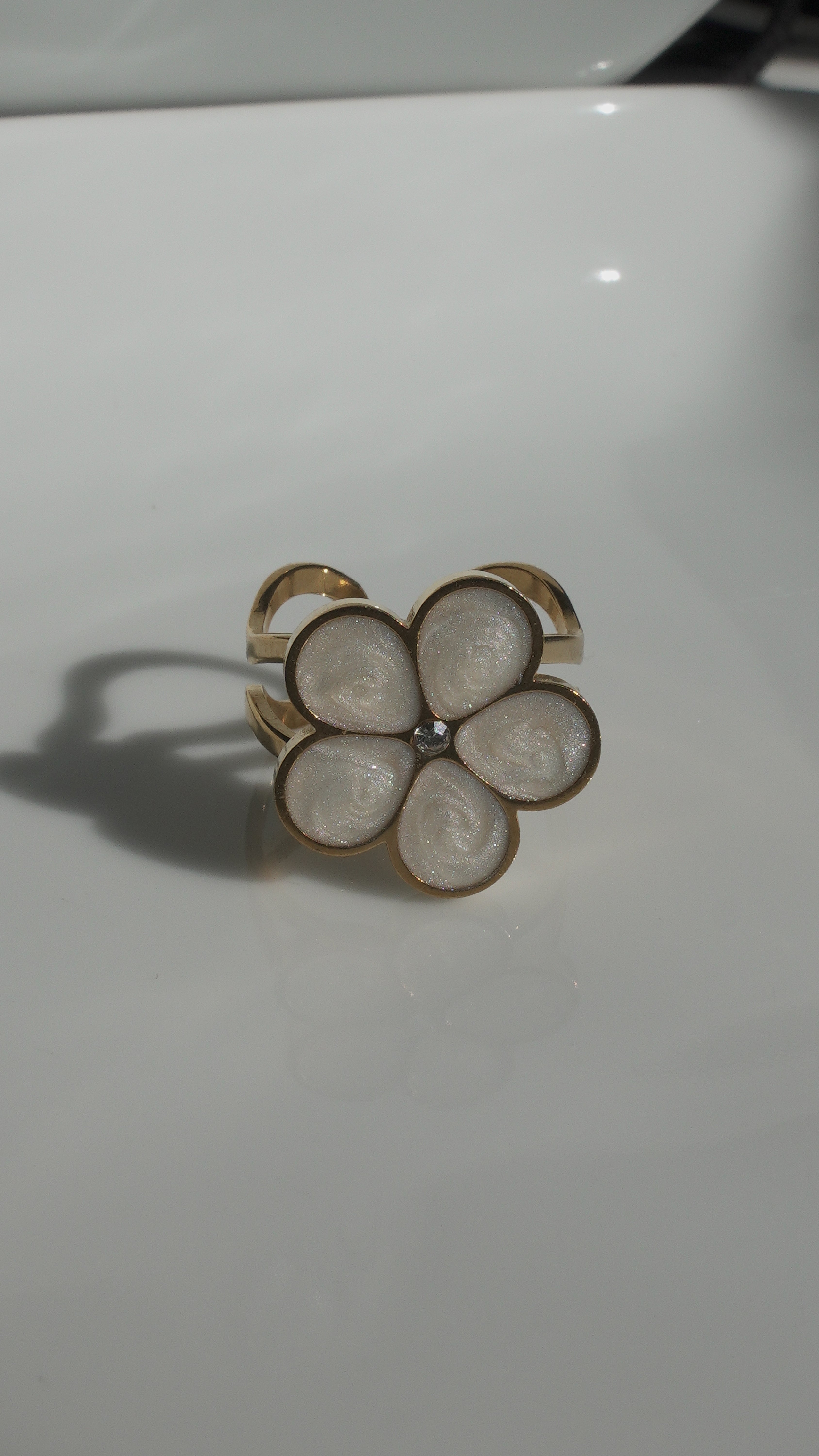 Iridescent Daisy Ring