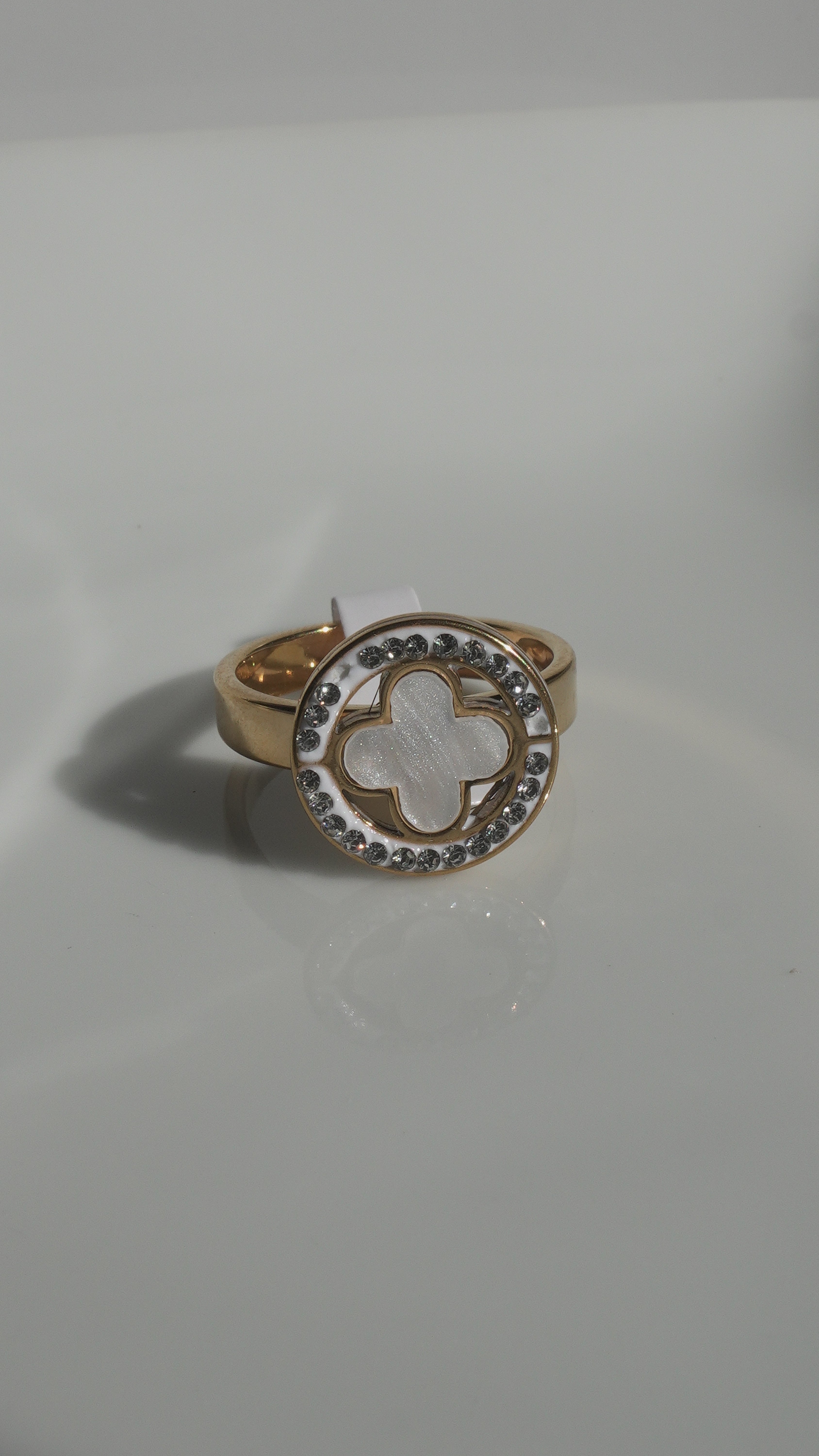 Luxe Clover Halo Ring
