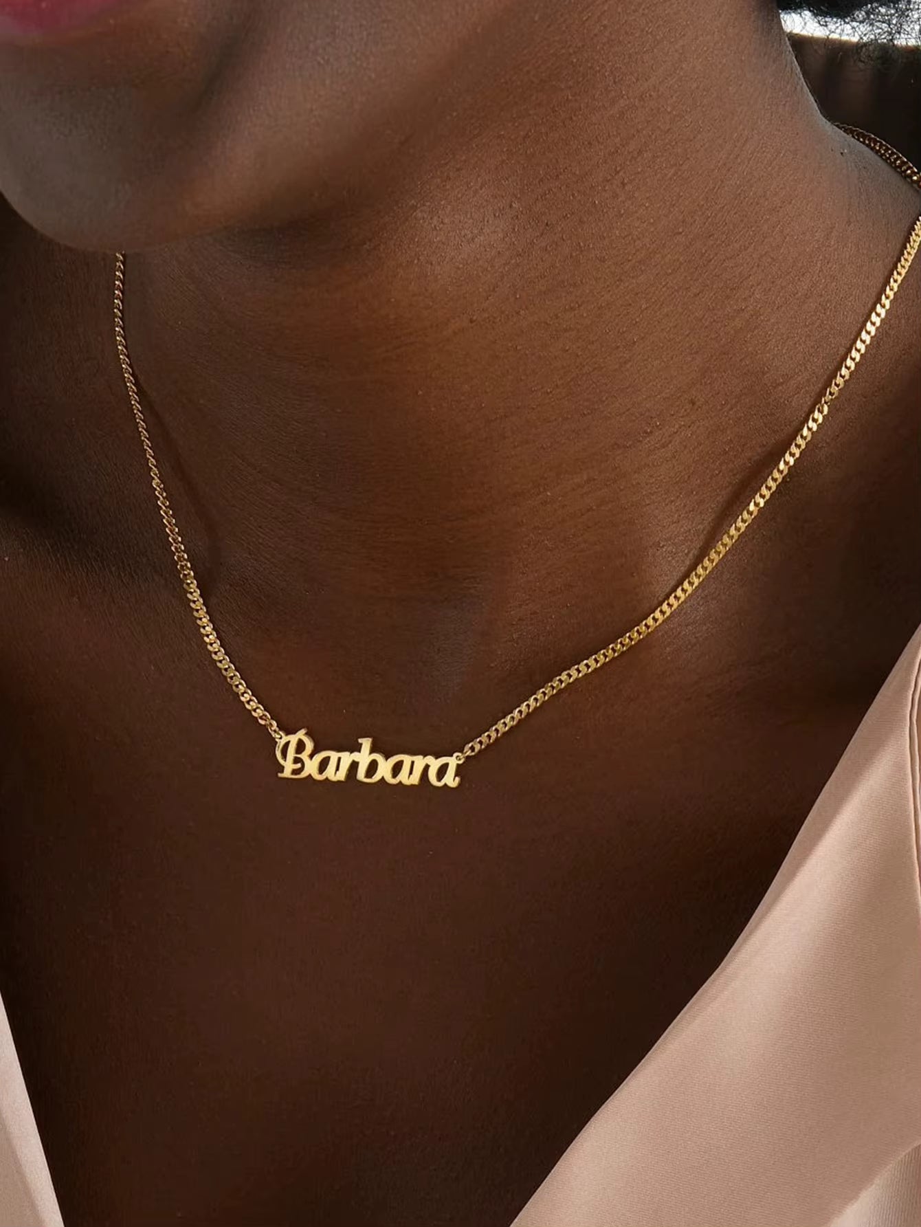 Custom Necklace "Barbara Font"