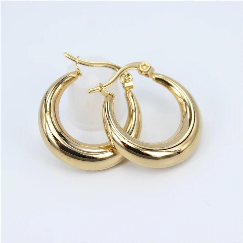 Gold Swoop Earrings