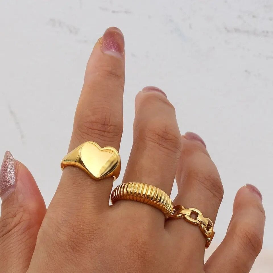 Heart ring