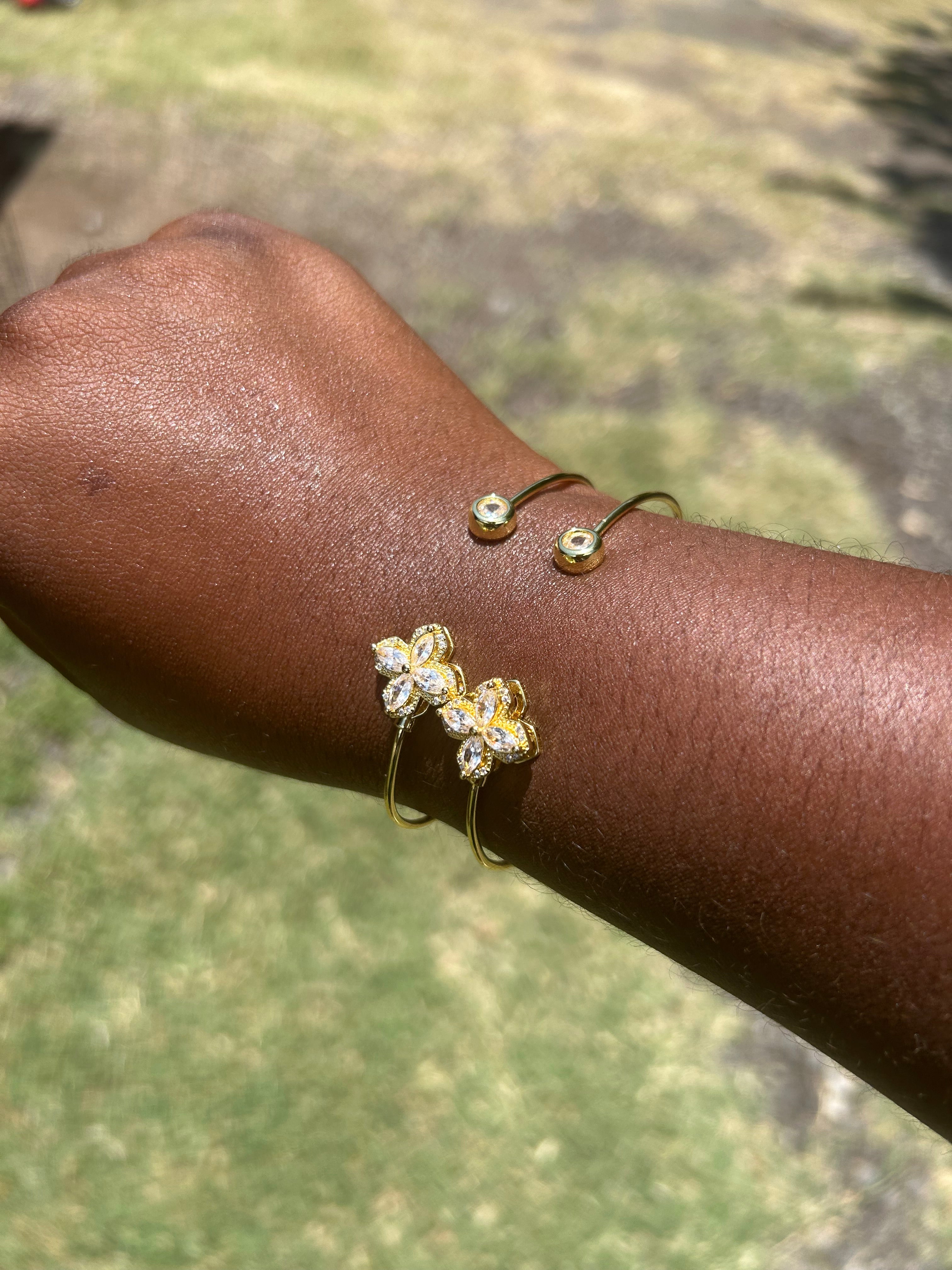 Spinning Flower Bracelet