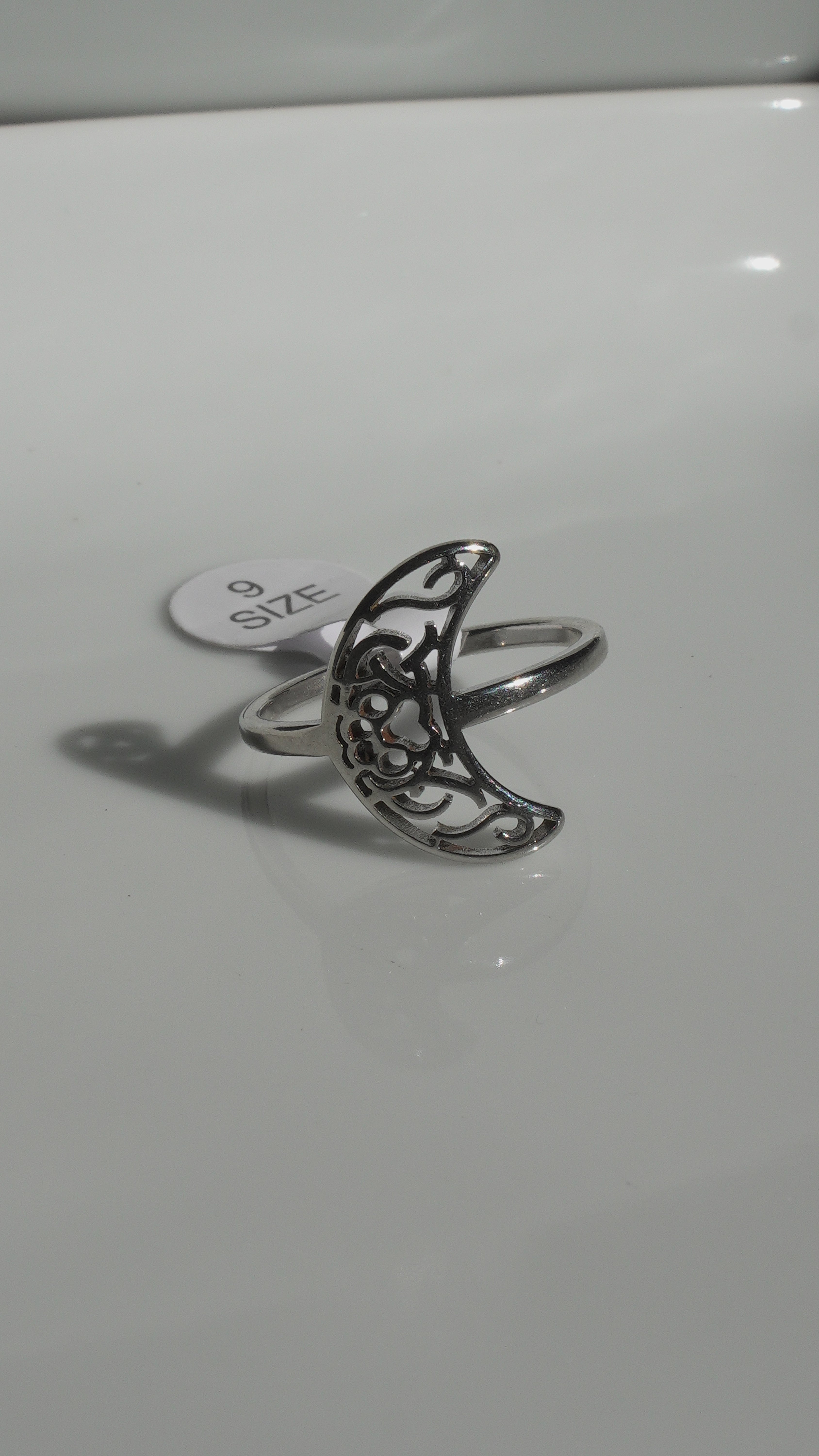 Lunar Lace Ring