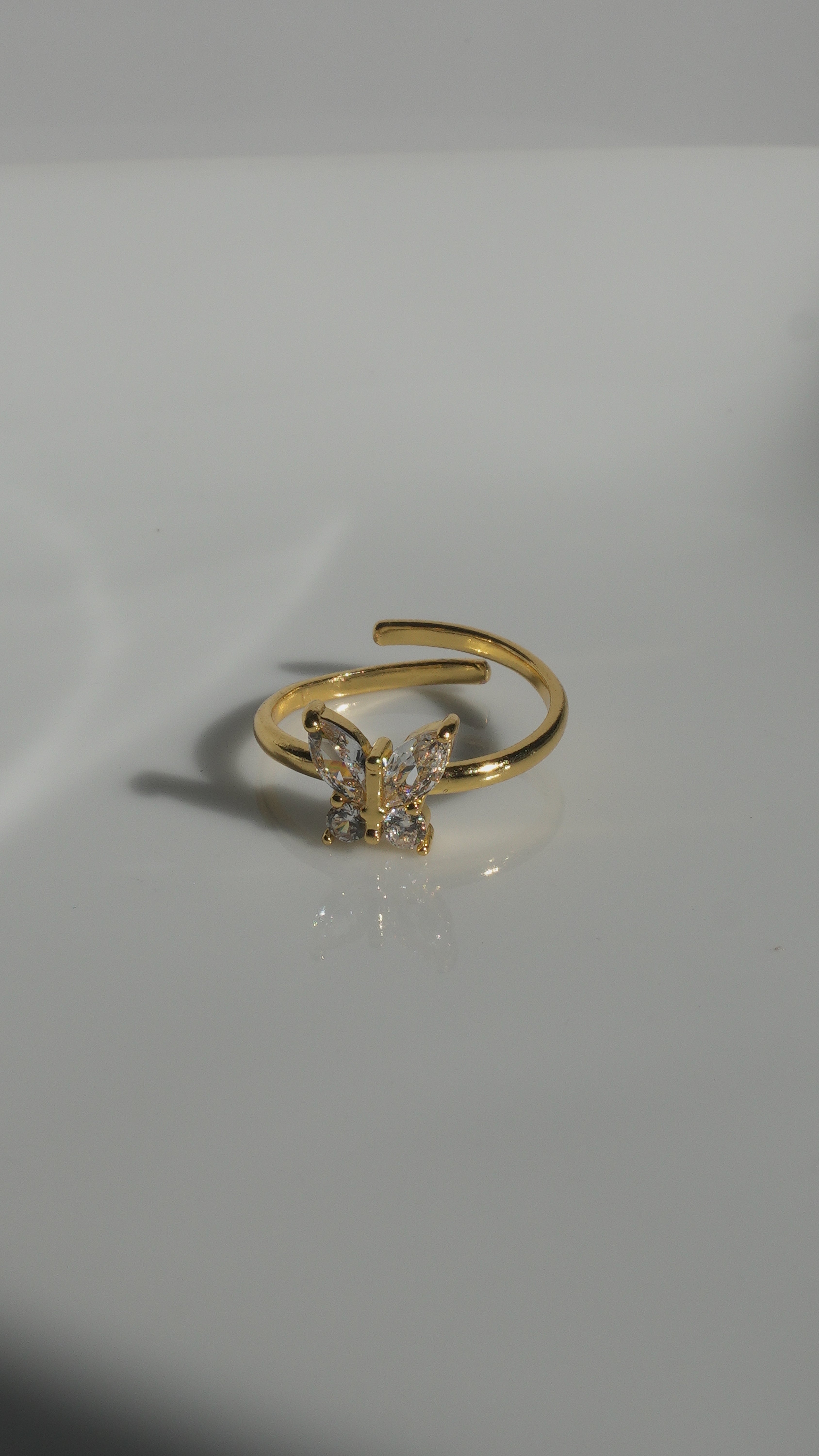 The Crystal Flutter Ring