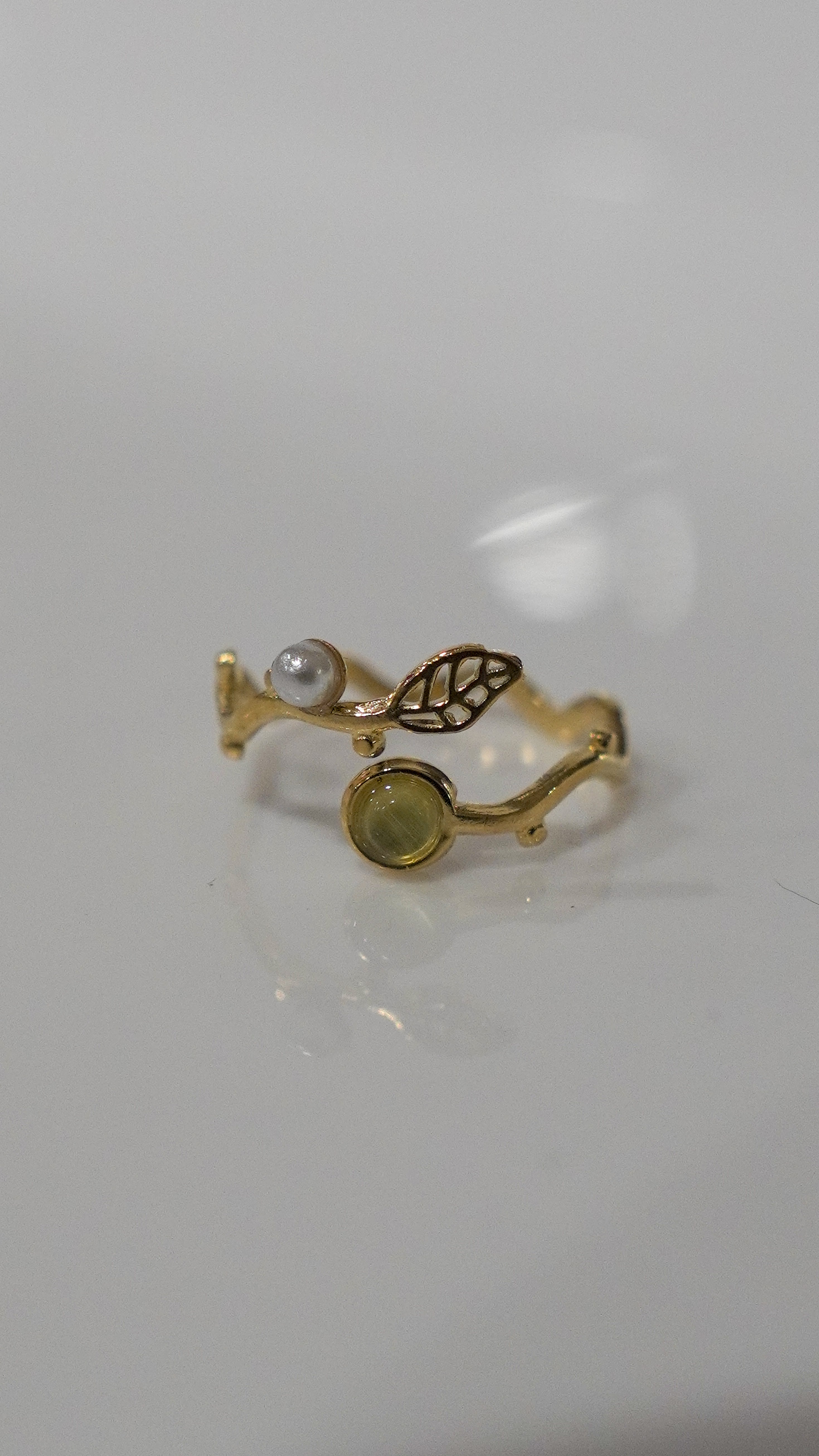 Leafstone Ring