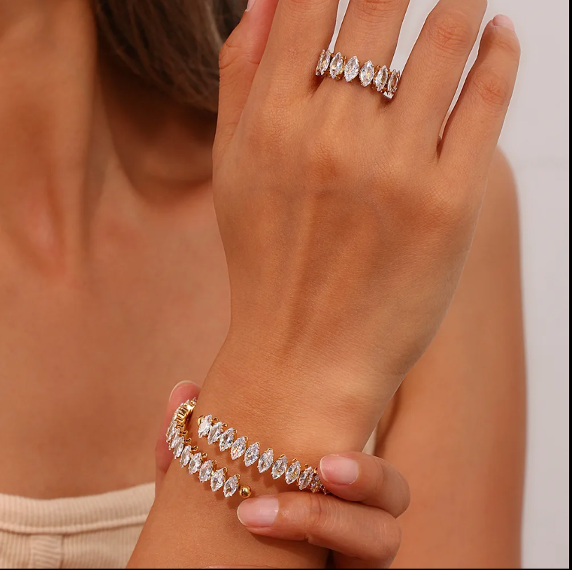 Marquise Glow Ring